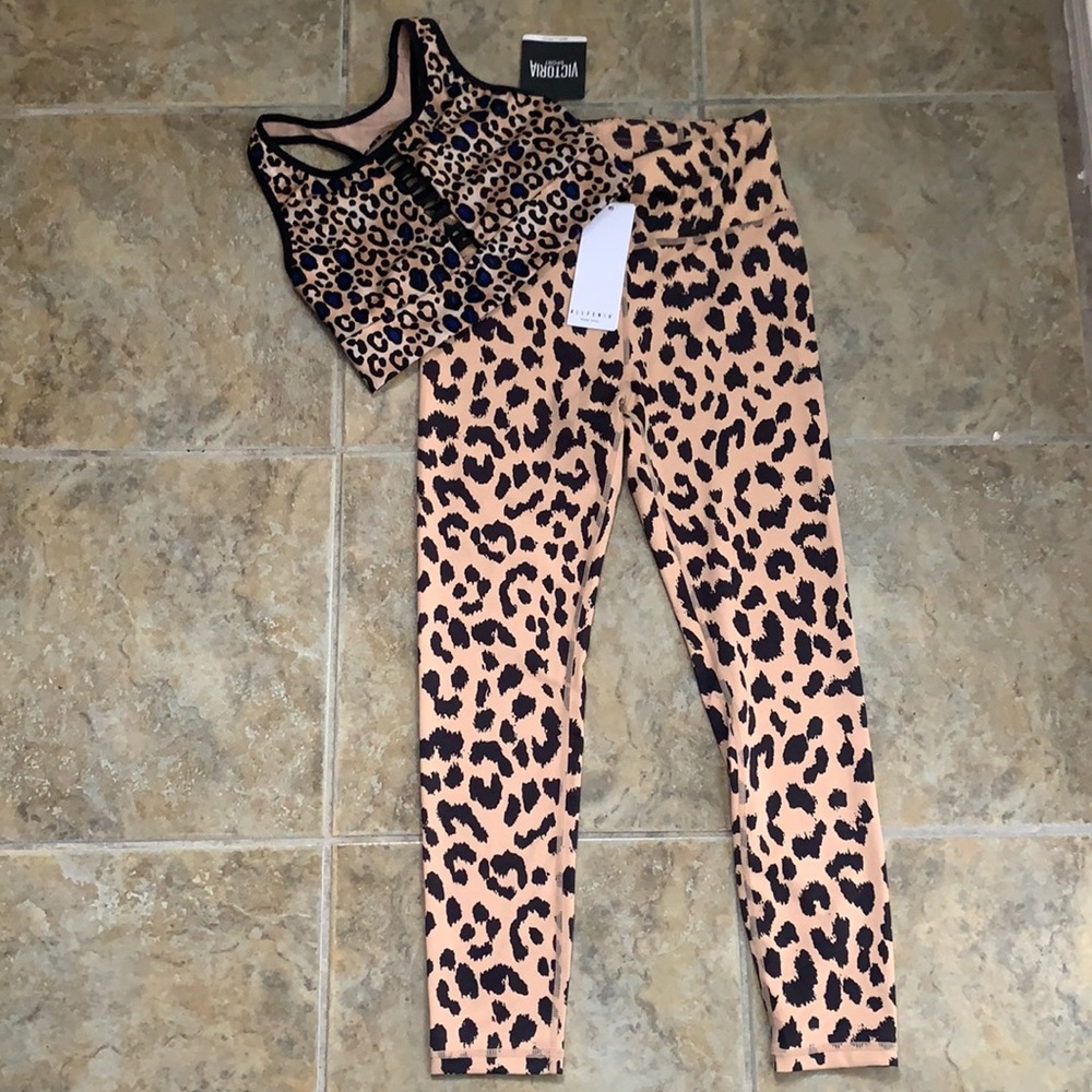 Cheetah Print Workout Bundle - Picture 2 of 10